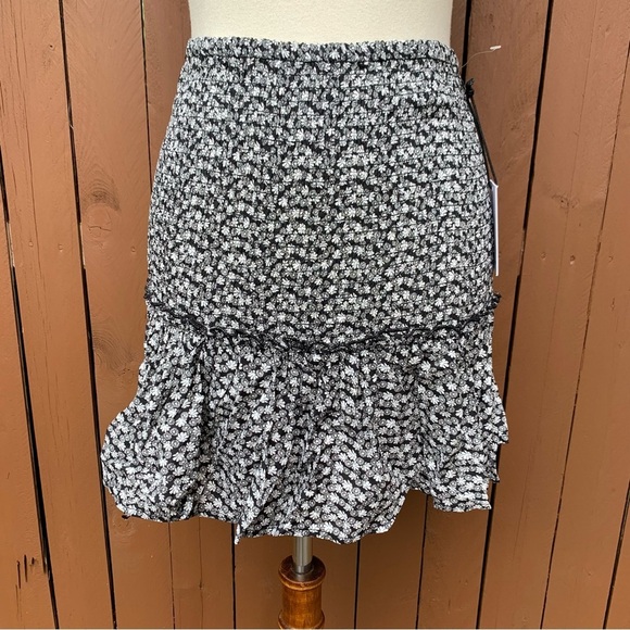 Japna | Black and White Floral Skirt NWT Size Medium - Picture 5 of 12